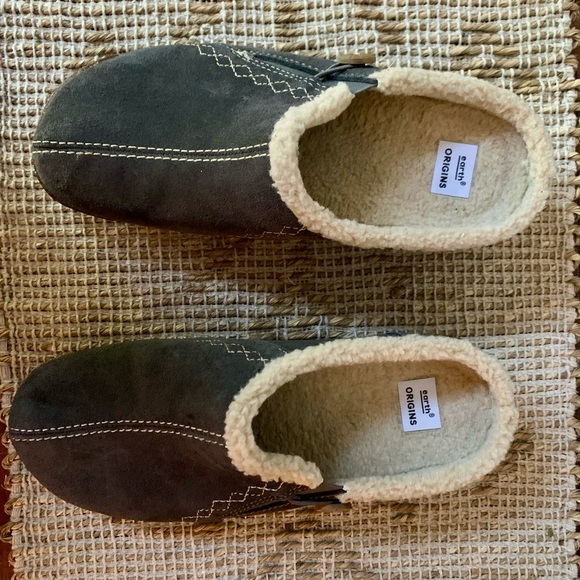Earth Origins Gray Mules with Cream Lining NWOT - SZ 9W - Picture 3 of 8